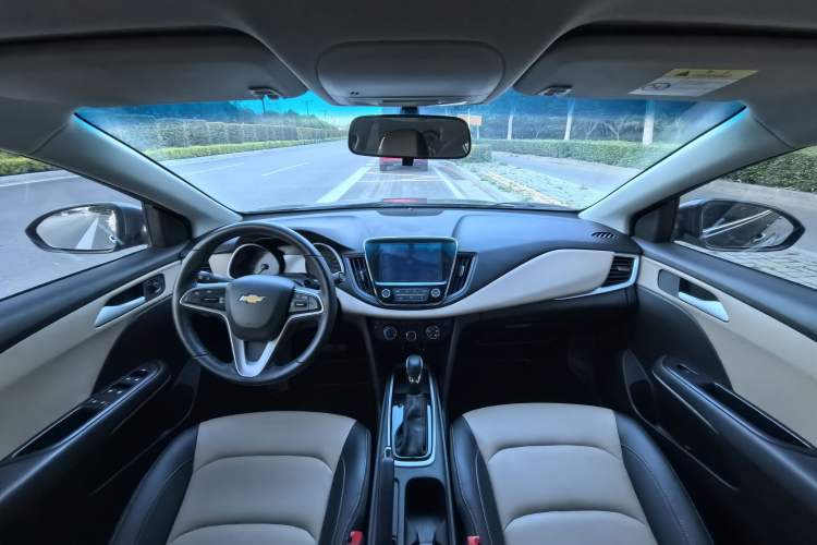 Used Chevrolet Monza 2020 320 Automatic Enjoyment Edition Interior 3