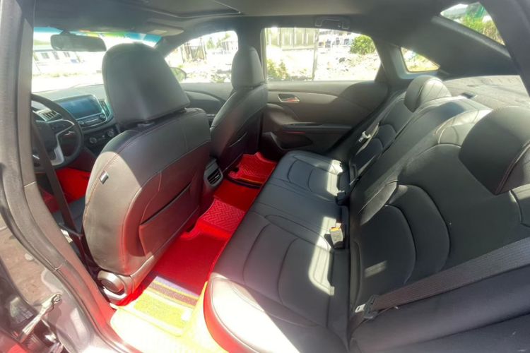 Used Chevrolet Monza 2020 Light Hybrid RS 330T Automatic Comfort Edition Interior 3