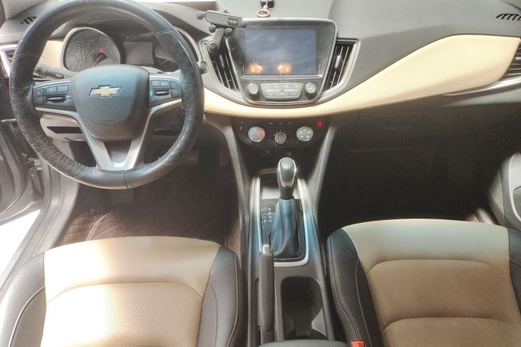 Used Chevrolet Monza 2020 320 Automatic Enjoyment Edition Interior 3