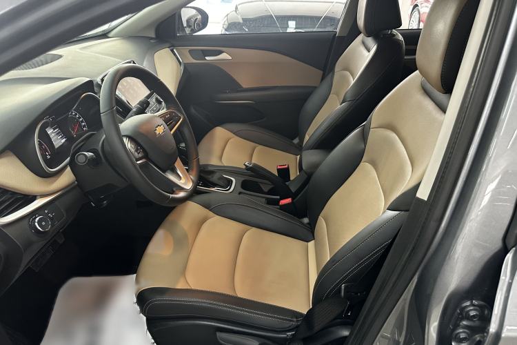 Used Chevrolet Monza 2020 320 Automatic Enjoyment Edition Interior 3