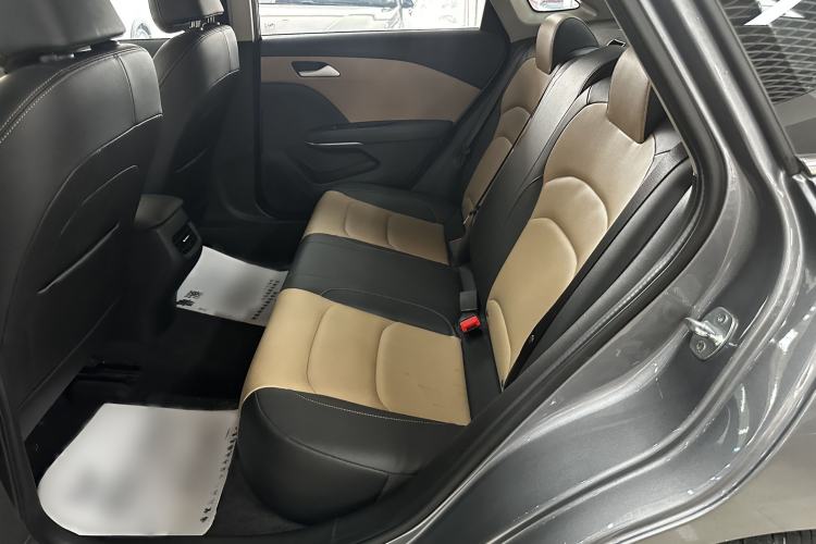 Used Chevrolet Monza 2020 320 Automatic Enjoyment Edition Interior 4