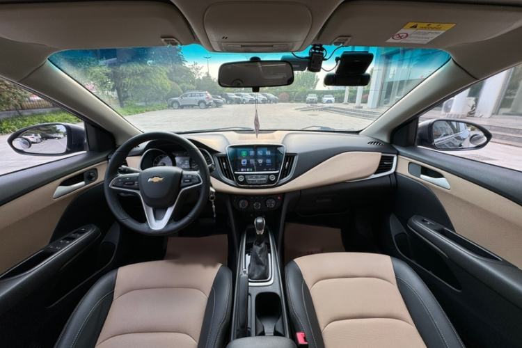 Used Chevrolet Monza 2020 320 Automatic Enjoyment Edition Interior 5