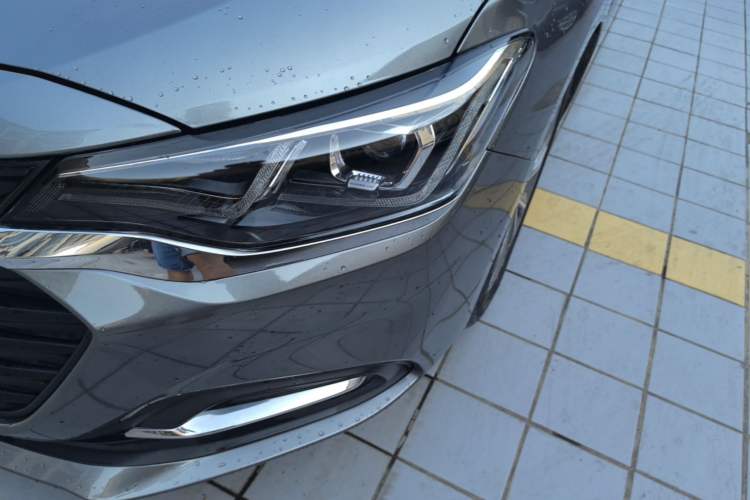 Used Chevrolet Monza 2020 320 Automatic Enjoyment Edition Left Front Headlight