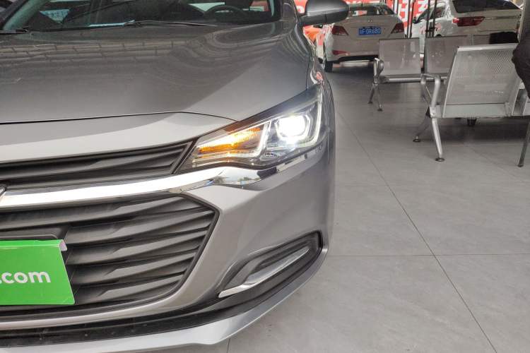 Used Chevrolet Monza 2020 320 Automatic Enjoyment Edition Left Front Headlight