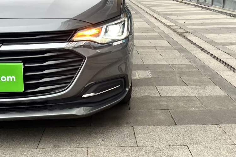 Used Chevrolet Monza 2020 320 Automatic Enjoyment Edition Left Front Headlight