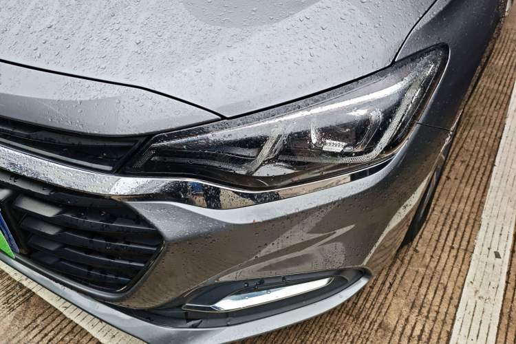 Used Chevrolet Monza 2020 320 Automatic Enjoyment Edition Left Front Headlight