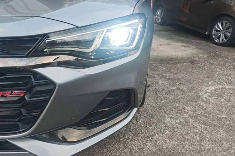 Used Chevrolet Monza 2020 Light Hybrid RS 330T Automatic Comfort Edition Left Front Headlight
