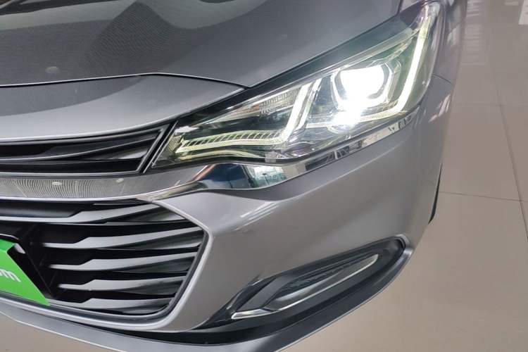 Used Chevrolet Monza 2020 320 Automatic Enjoyment Edition Left Front Headlight