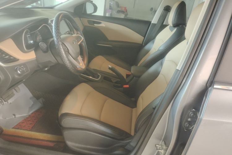 Used Chevrolet Monza 2020 320 Automatic Enjoyment Edition Left Front Seat