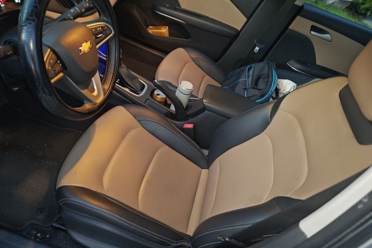 Used Chevrolet Monza 2020 320 Automatic Enjoyment Edition Left Front Seat