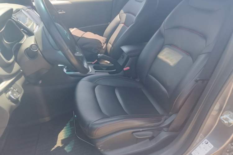 Used Chevrolet Monza 2020 Light Hybrid RS 330T Automatic Comfort Edition Left Front Seat