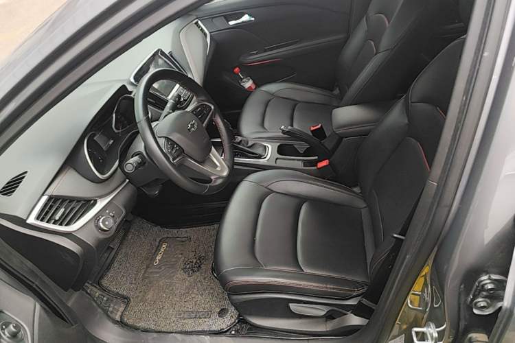 Used Chevrolet Monza 2020 Light Hybrid RS 330T Automatic Comfort Edition Left Front Seat
