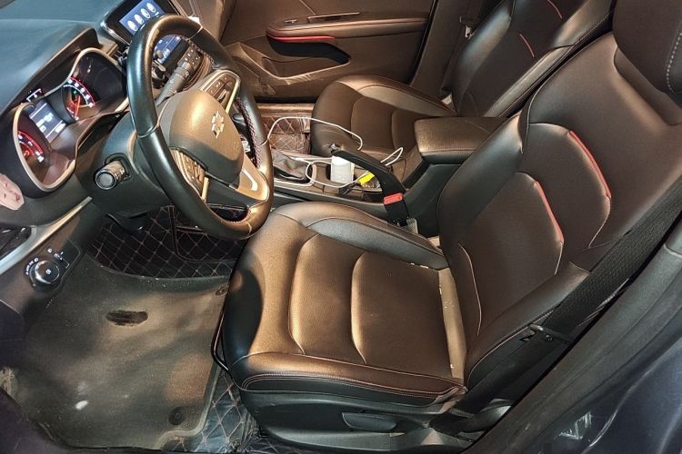 Used Chevrolet Monza 2020 Light Hybrid RS 330T Automatic Comfort Edition Left Front Seat