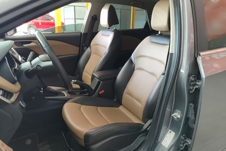 Used Chevrolet Monza 2020 320 Automatic Enjoyment Edition Left Front Seat