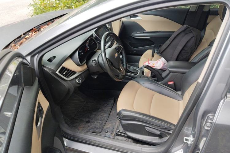 Used Chevrolet Monza 2020 320 Automatic Enjoyment Edition Left Front Seat