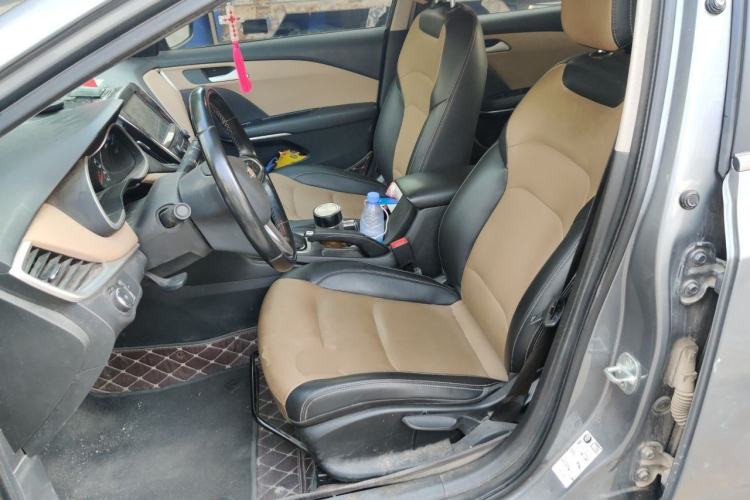 Used Chevrolet Monza 2020 320 Automatic Enjoyment Edition Left Front Seat