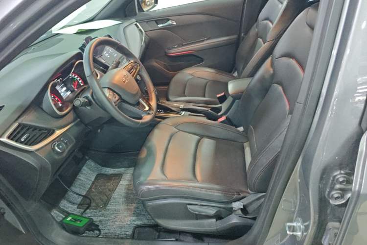 Used Chevrolet Monza 2020 Light Hybrid RS 330T Automatic Comfort Edition Left Front Seat