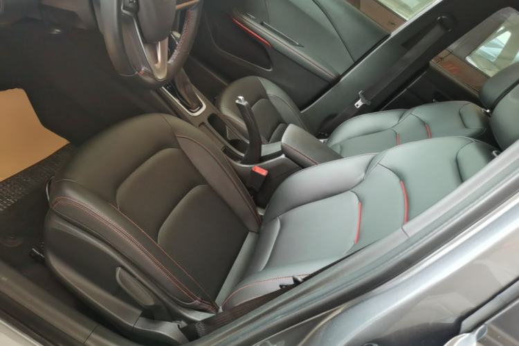 Used Chevrolet Monza 2020 Light Hybrid RS 330T Automatic Comfort Edition Left Front Seat
