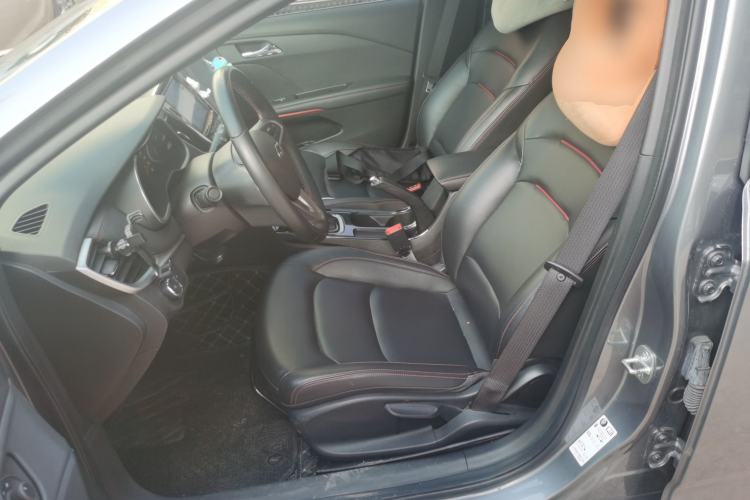Used Chevrolet Monza 2020 Light Hybrid RS 330T Automatic Comfort Edition Left Front Seat