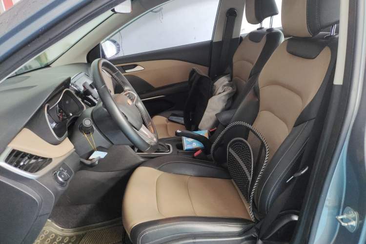 Used Chevrolet Monza 2020 320 Automatic Enjoyment Edition Left Front Seat