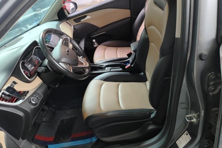 Used Chevrolet Monza 2020 320 Automatic Enjoyment Edition Left Front Seat
