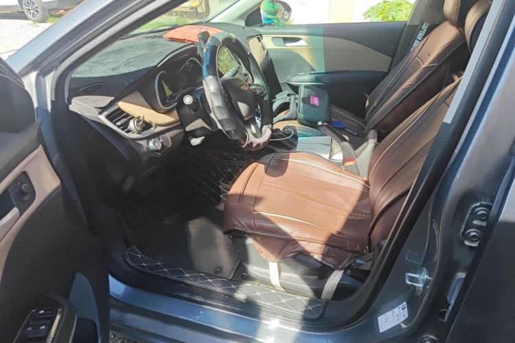 Used Chevrolet Monza 2020 320 Automatic Enjoyment Edition Left Front Seat