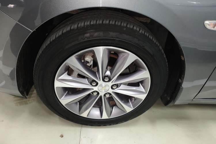 Used Chevrolet Monza 2020 320 Automatic Enjoyment Edition Left Front Wheel Hub