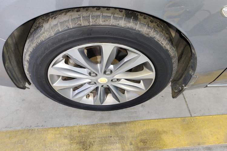 Used Chevrolet Monza 2020 320 Automatic Enjoyment Edition Left Front Wheel Hub