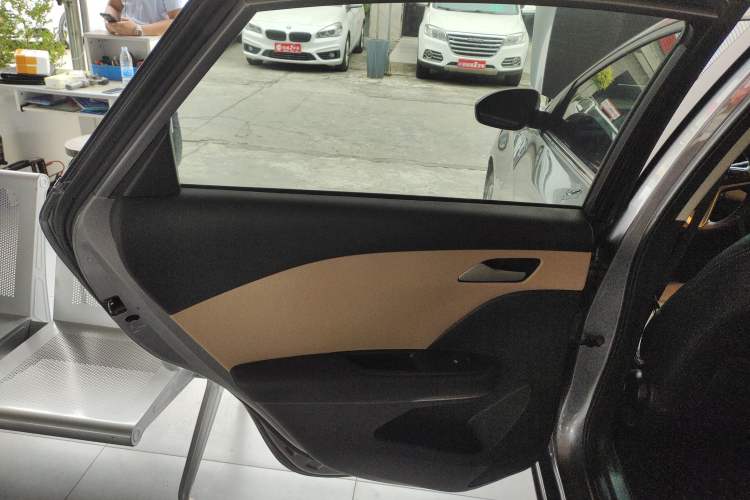 Used Chevrolet Monza 2020 320 Automatic Enjoyment Edition Left Rear Door Interior