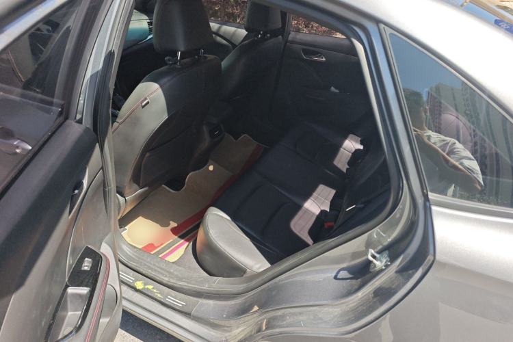 Used Chevrolet Monza 2020 Light Hybrid RS 330T Automatic Comfort Edition Left Rear Seat