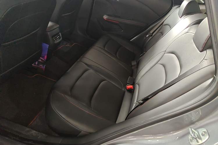 Used Chevrolet Monza 2020 Light Hybrid RS 330T Automatic Comfort Edition Left Rear Seat