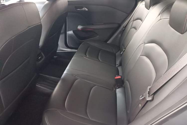 Used Chevrolet Monza 2020 Light Hybrid RS 330T Automatic Comfort Edition Left Rear Seat