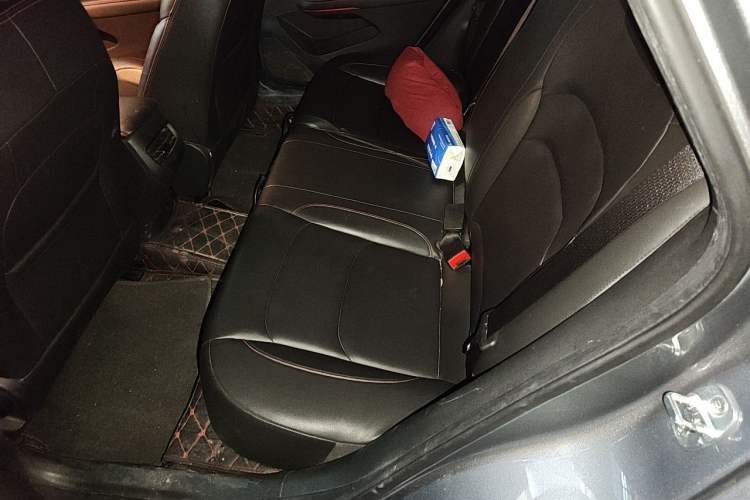 Used Chevrolet Monza 2020 Light Hybrid RS 330T Automatic Comfort Edition Left Rear Seat