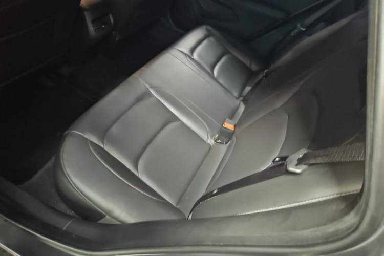 Used Chevrolet Monza 2020 Light Hybrid RS 330T Automatic Comfort Edition Left Rear Seat