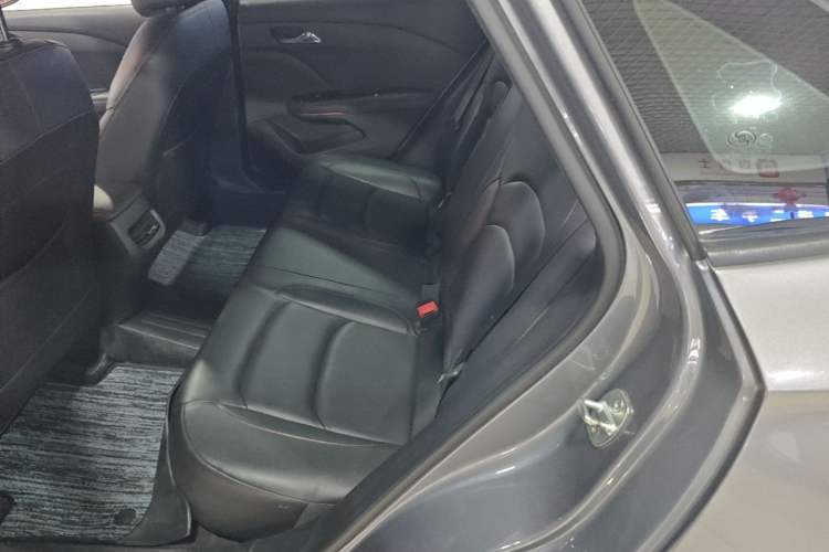Used Chevrolet Monza 2020 Light Hybrid RS 330T Automatic Comfort Edition Left Rear Seat