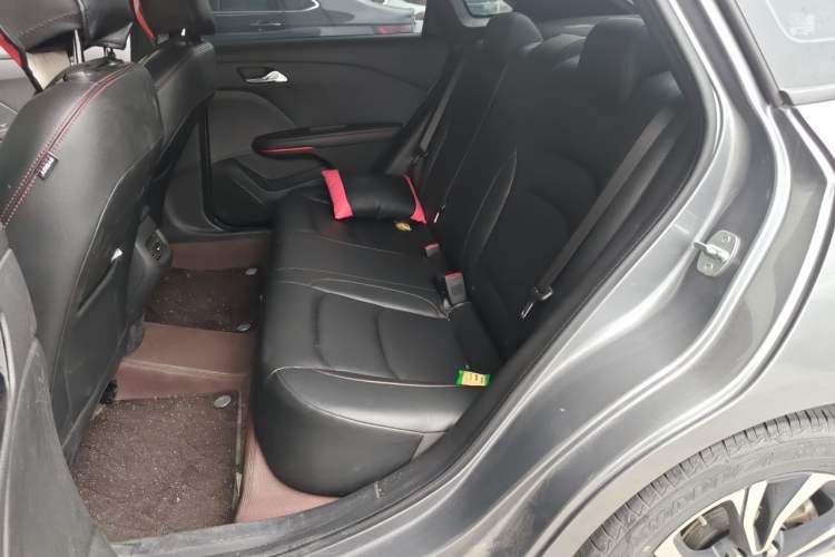 Used Chevrolet Monza 2020 Light Hybrid RS 330T Automatic Comfort Edition Left Rear Seat