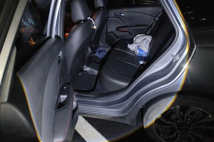 Used Chevrolet Monza 2020 Light Hybrid RS 330T Automatic Comfort Edition Left Rear Seat