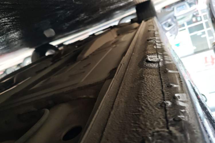 Used Chevrolet Monza 2020 320 Automatic Enjoyment Edition Left Side Sill