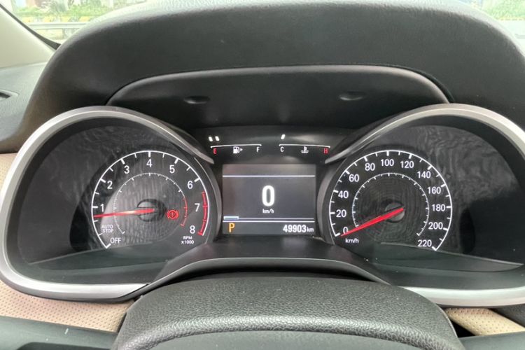 Used Chevrolet Monza 2020 320 Automatic Enjoyment Edition Odometer Close Up