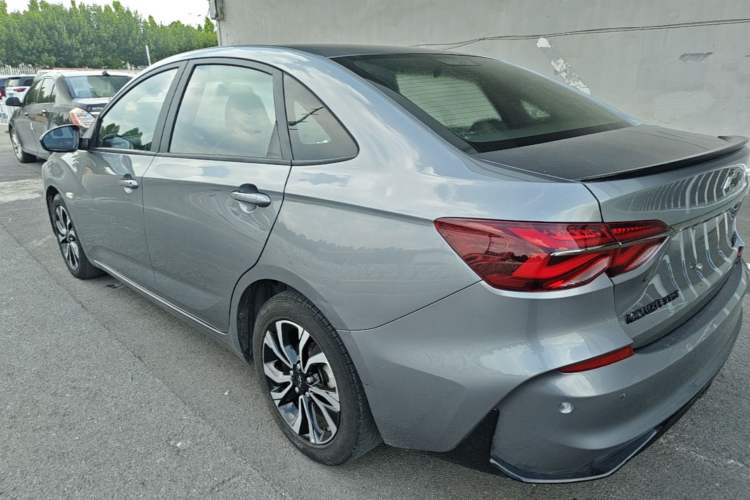 Used Chevrolet Monza 2020 Light Hybrid RS 330T Automatic Thrill Edition Rear Left 45 Deg
