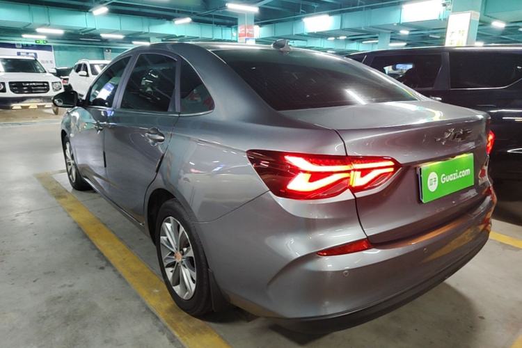 Used Chevrolet Monza 2020 320 Automatic Enjoyment Edition Rear Left 45 Deg