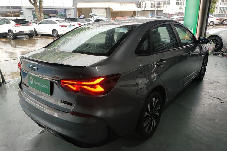 Used Chevrolet Monza 2020 Light Hybrid RS 330T Automatic Comfort Edition Rear Right 45 Deg