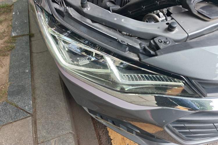Used Chevrolet Monza 2020 320 Automatic Enjoyment Edition Right Front Headlight