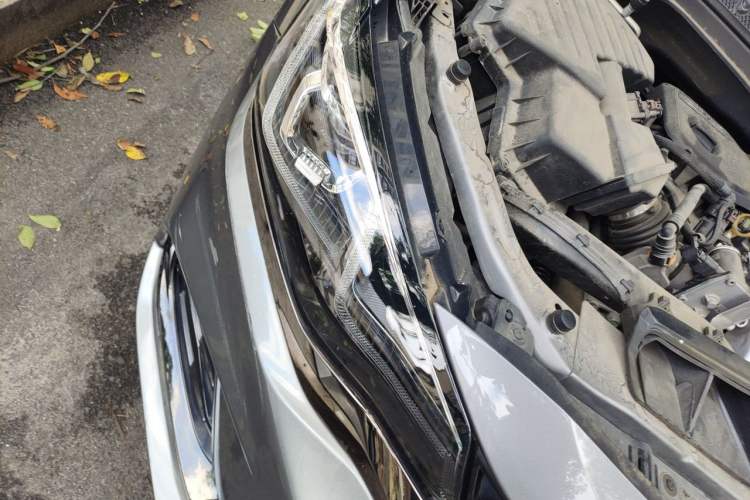 Used Chevrolet Monza 2020 Light Hybrid RS 330T Automatic Comfort Edition Right Front Headlight