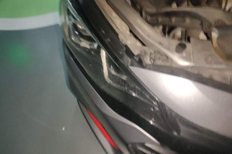 Used Chevrolet Monza 2020 Light Hybrid Redline 320T Dual-Clutch Thrilling Edition Right Front Headlight
