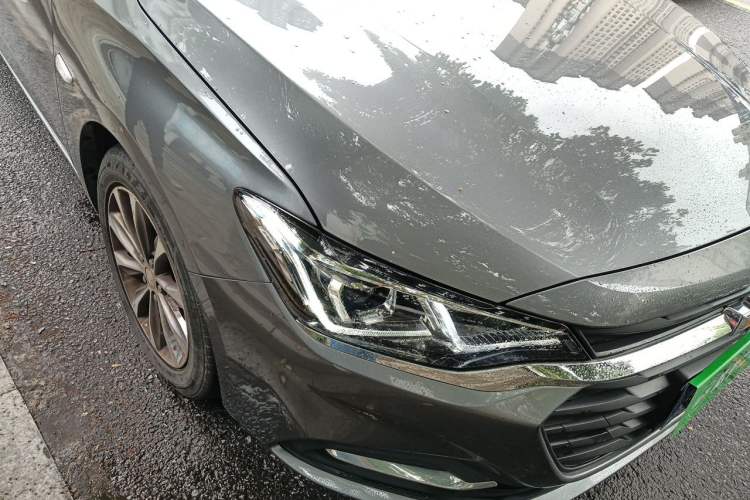 Used Chevrolet Monza 2020 320 Automatic Enjoyment Edition Right Front Headlight