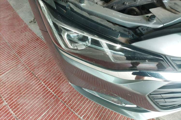 Used Chevrolet Monza 2020 320 Automatic Enjoyment Edition Right Front Headlight