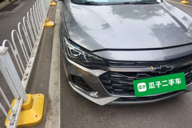 Used Chevrolet Monza 2020 Light Hybrid RS 330T Automatic Comfort Edition Right Front Headlight
