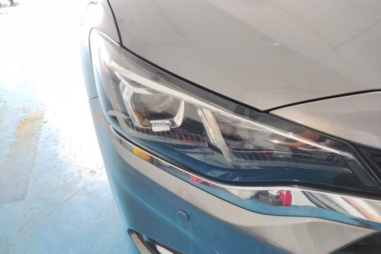 Used Chevrolet Monza 2020 320 Automatic Enjoyment Edition Right Front Headlight
