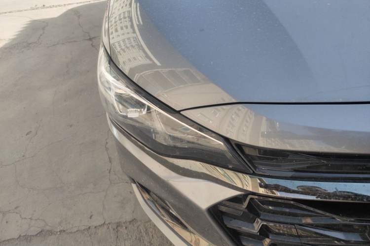 Used Chevrolet Monza 2020 Light Hybrid RS 330T Automatic Comfort Edition Right Front Headlight